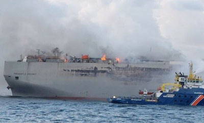 Fremantle-Highway-car-carrier-fire-EV